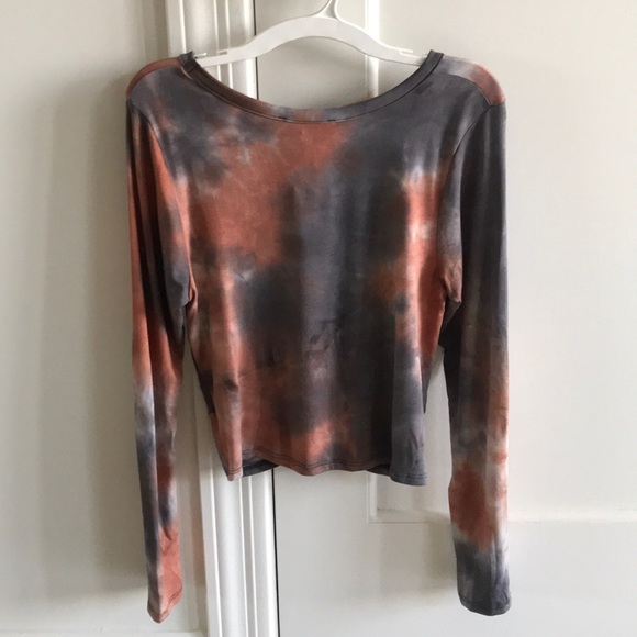 ⬇️⚡️sale , 1 left ⚡️ Tie Dye Crop Top - Picture 2 of 6
